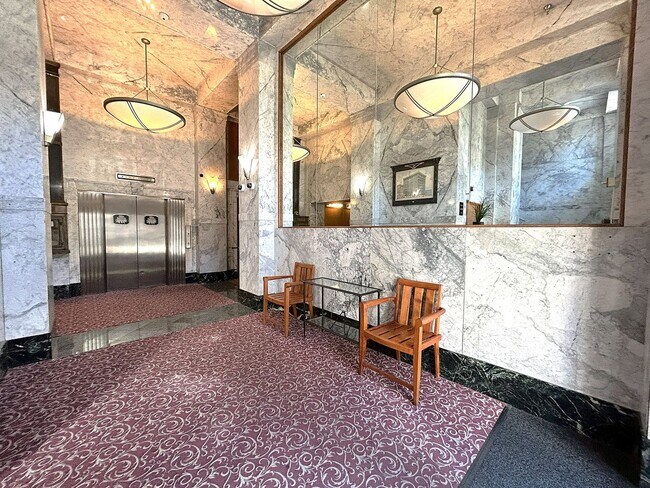 Primary Photo - Your Landmark Lifestyle Starts Here: 1BR w...