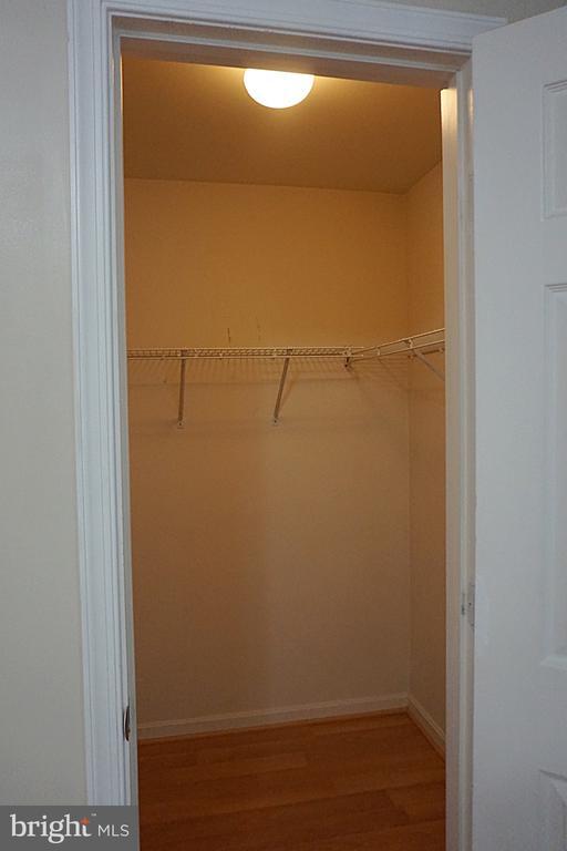 Building Photo - 20601 Duck Pond Pl