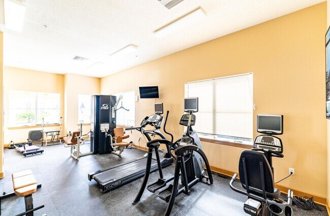 Building Photo - 20 Orange Ave