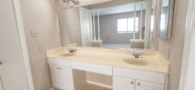Building Photo - 1508 Finley Dr