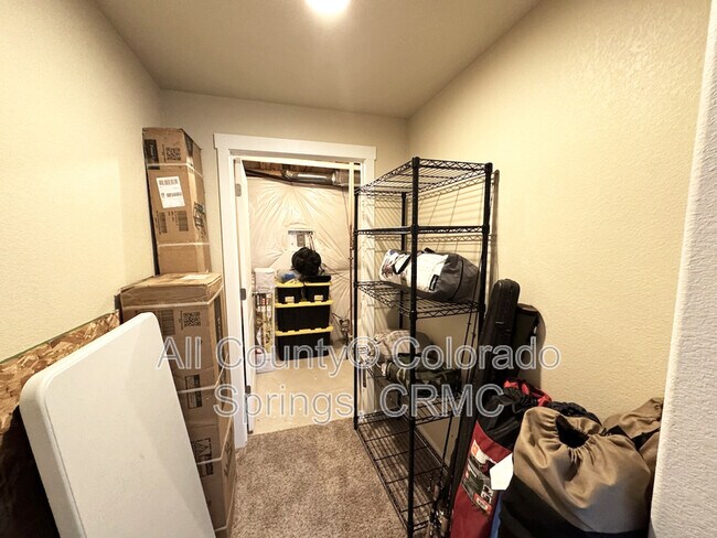 Building Photo - 8456 Hardwood Cir