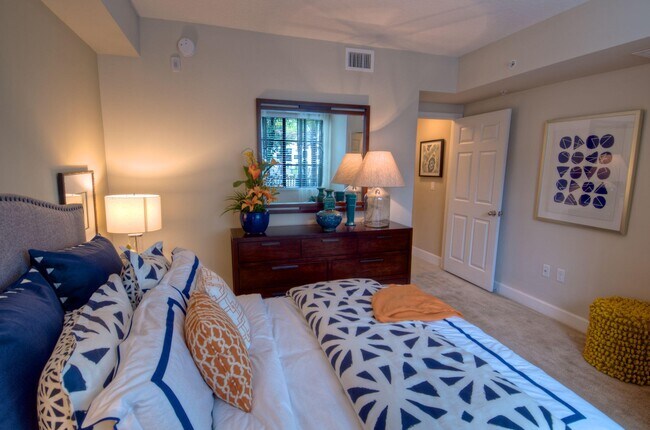 Building Photo - 8137 Tumblestone Ct