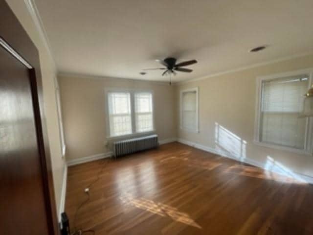 Building Photo - 1676 S Pkwy E