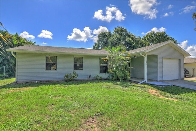 Primary Photo - 950 Landsdowne Dr