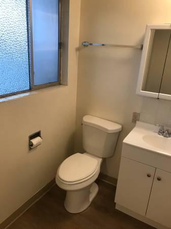 Building Photo - 0 bedroom in Seattle WA 98117