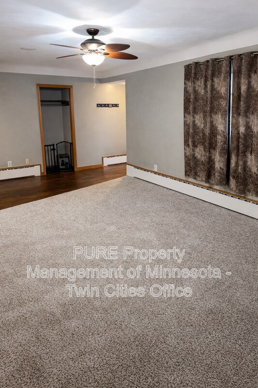 Building Photo - 30630 Broadway St N