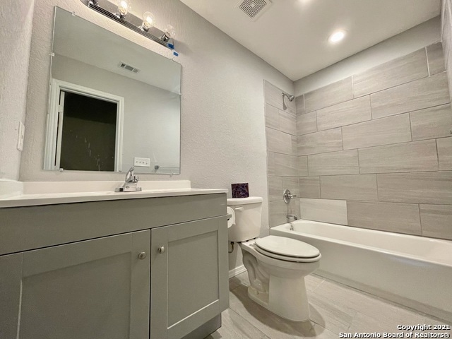 Building Photo - 6922 Crestway Rd