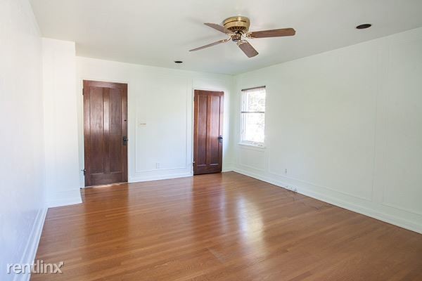 Building Photo - 3 br, 2 bath House - 3848 Country Club Place