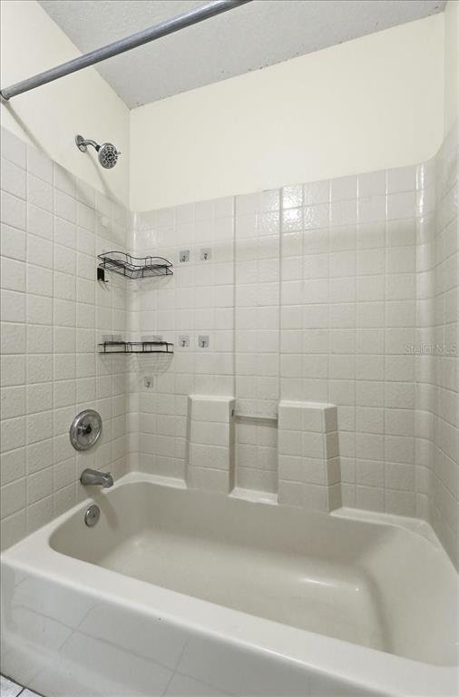 Building Photo - 1158 Perpignan Ct