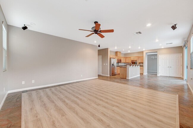 Building Photo - 1st MONTH FREE! Lone Mountain Heights Luxu...