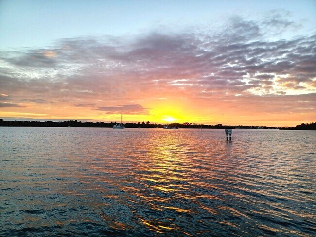 Building Photo - Vero Beach Rentals. Vero Beach Rent, LLC and Property Management Company