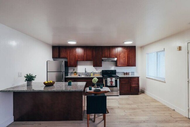 Floorplan - 1008 E 23rd St