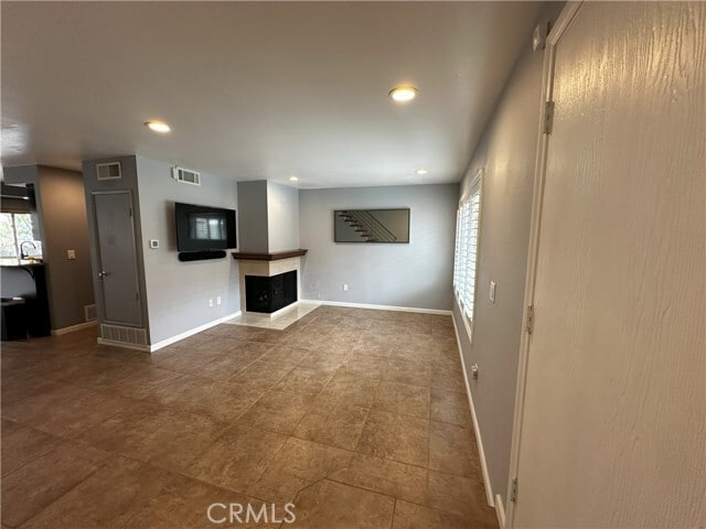 Building Photo - 18598 Creek Ln