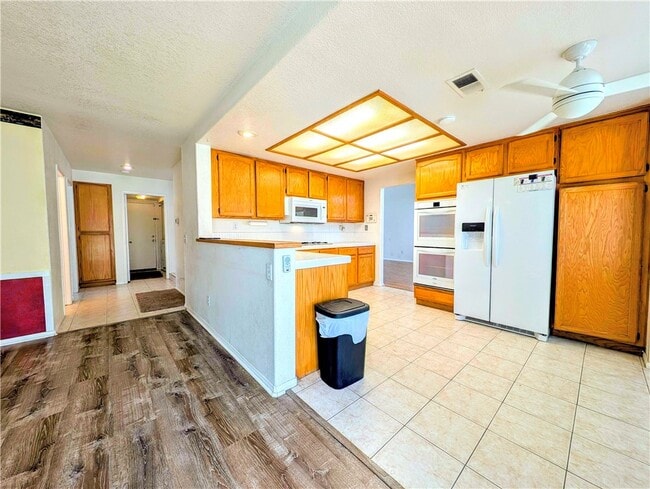 Building Photo - 7754 Fox Tail Ct