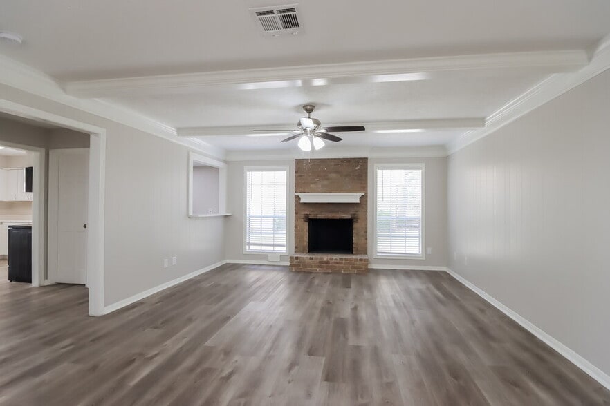 Building Photo - 1807 Hamlin Valley Dr