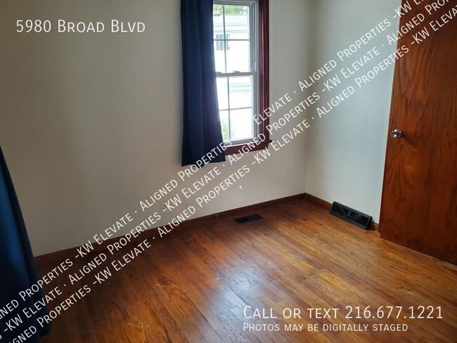 Building Photo - Welcome home !!