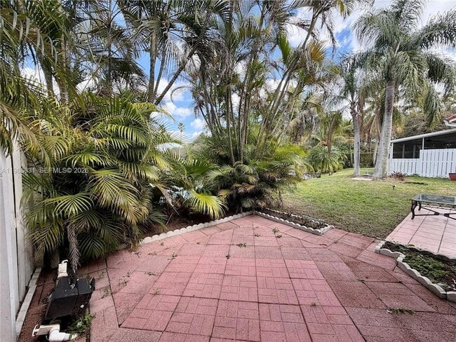 Building Photo - 12619 NW 11th Pl