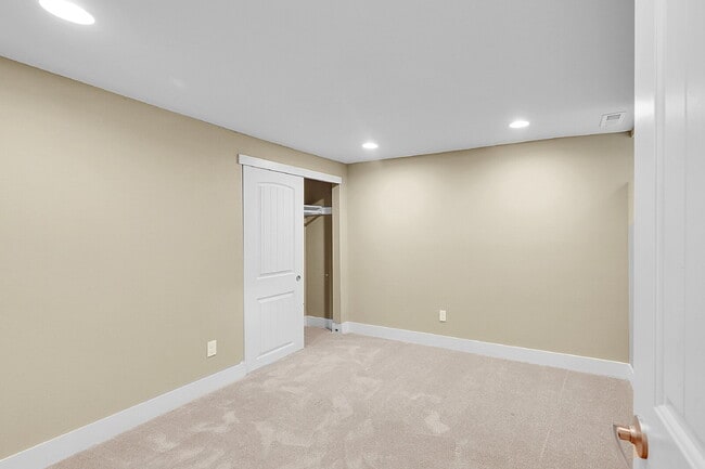 Building Photo - $3,700- Charming and Updated 4 bed, 3 bath Home in West Highland Denver!