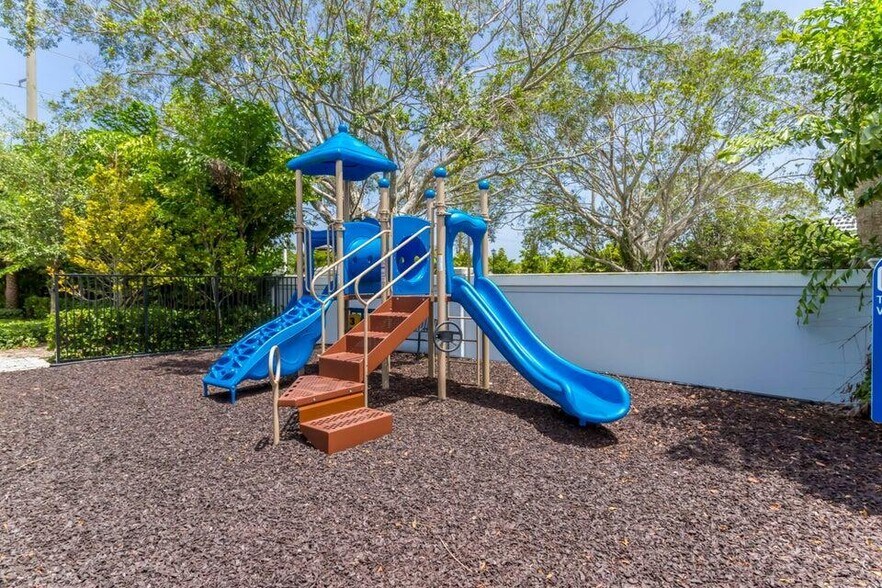 Building Photo - 1857 Spoonbill Ct