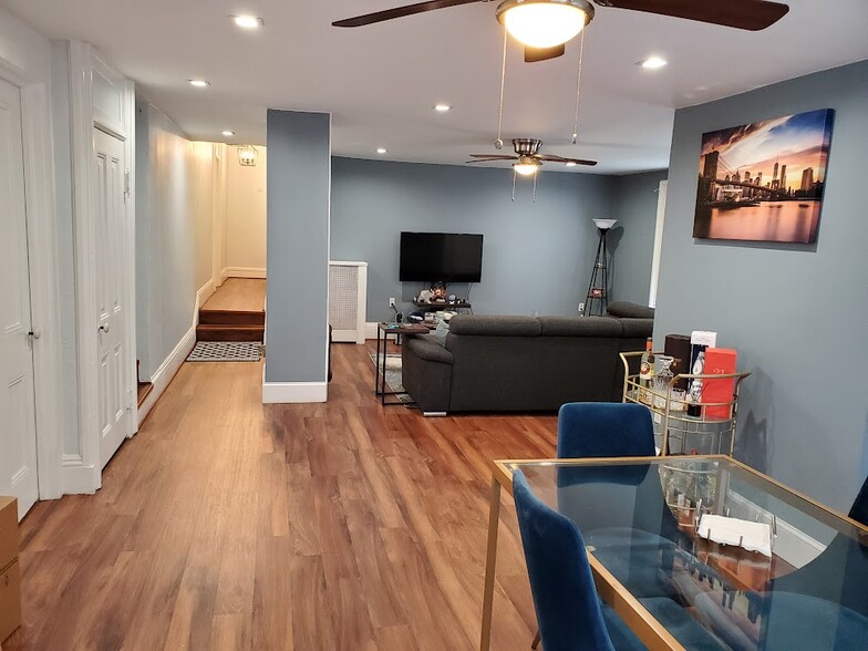 Building Photo - 1724 Monsey Ave