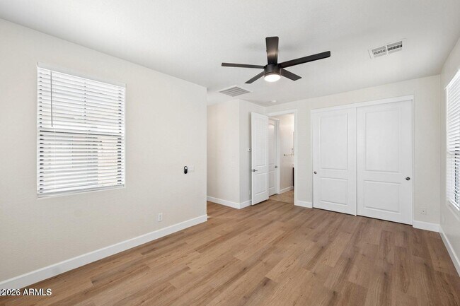 Building Photo - 16195 W Glenrosa Ave