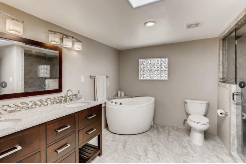 Building Photo - 2808 Junta