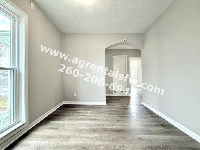 Building Photo - 615 S Jefferson St