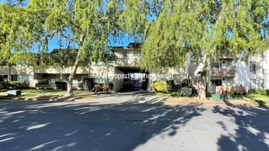 Building Photo - Concord Beautiful remodeled 1 bedroom 1 bath condo! Central location