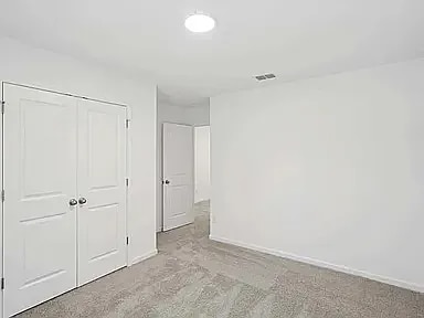 Building Photo - 5365 Frontier Ct
