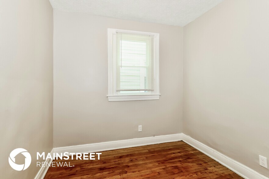 Building Photo - 415 N 42nd St