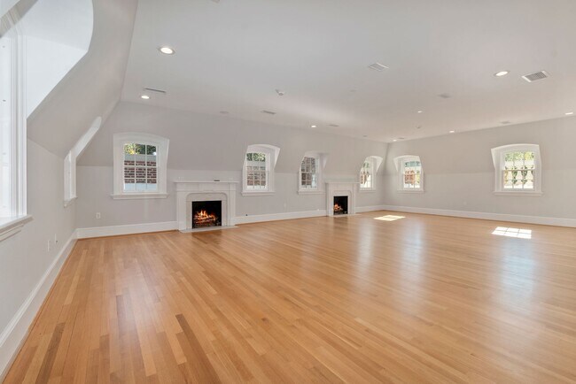 Building Photo - 3003 Massachusetts Ave NW