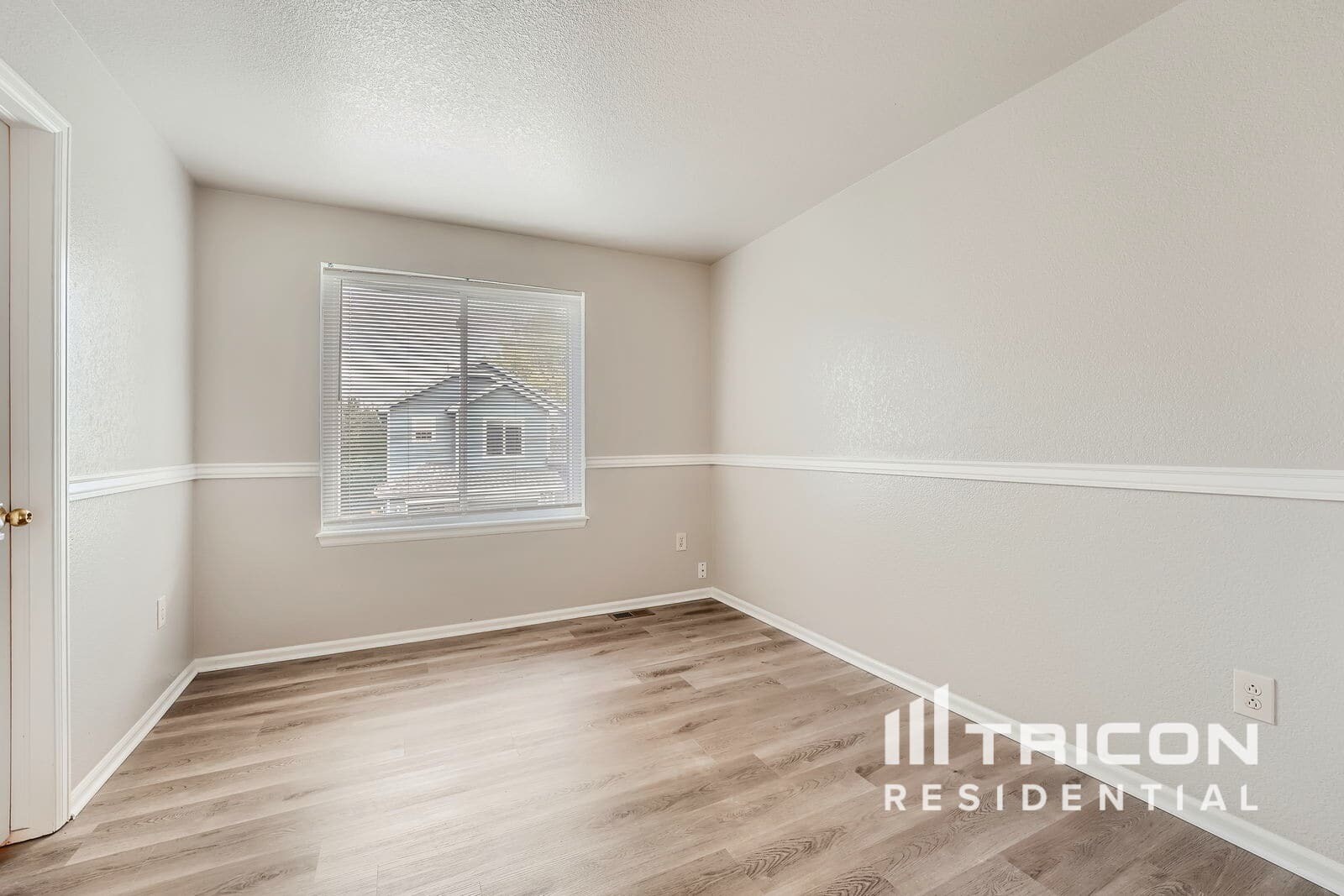 Building Photo - 16179 Peregrine Dr