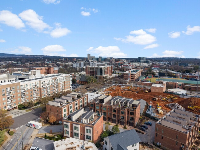 Building Photo - M West