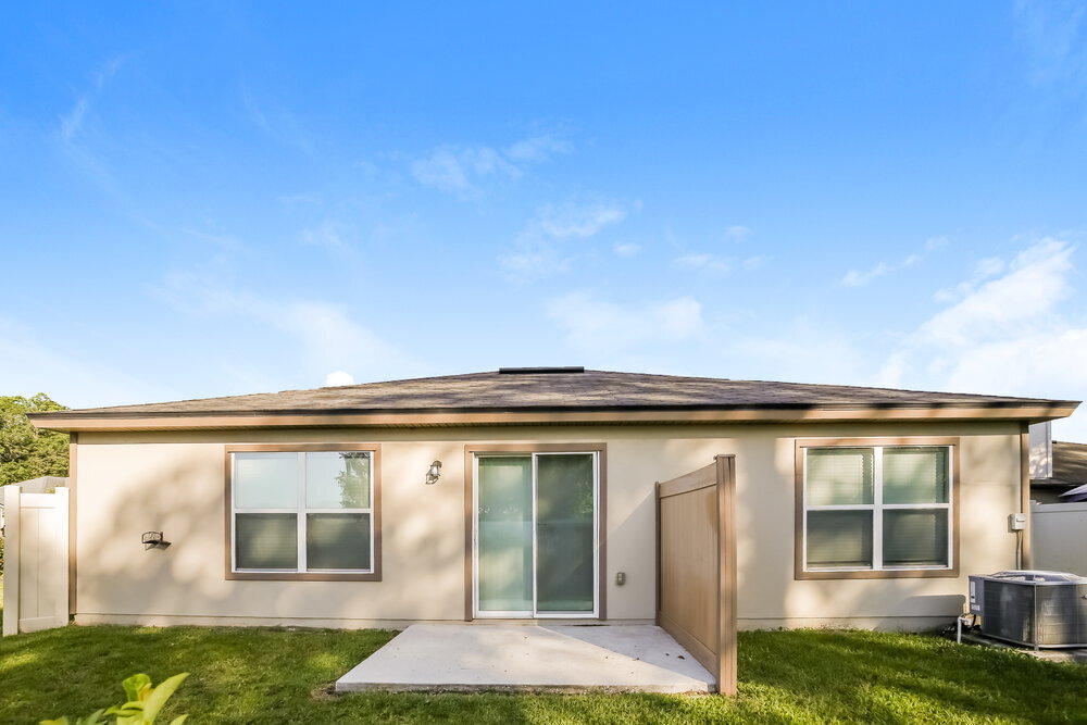 Building Photo - 45014 Ingleham Cir