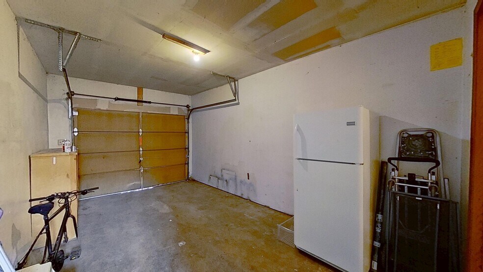 Building Photo - 2000 Pierce St