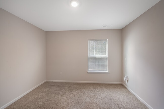 Building Photo - 182 Water Wheel Rd