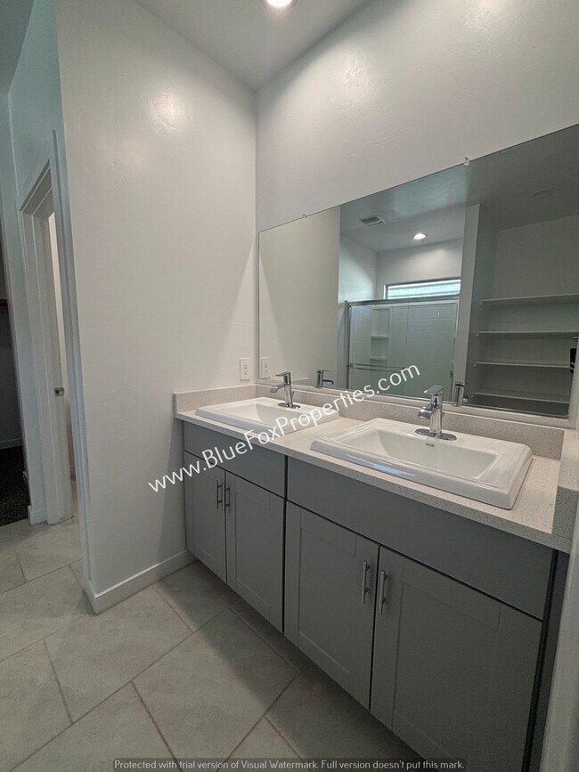 Building Photo - 12431 W Mieko Ln