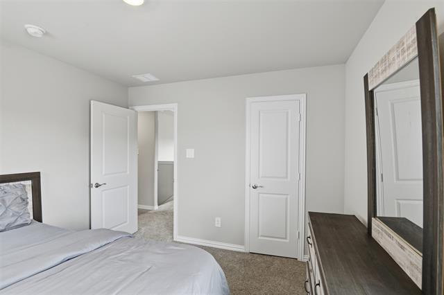Building Photo - 2275 Clf Spgs Dr