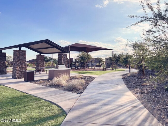 Building Photo - 31962 N 125th Ave