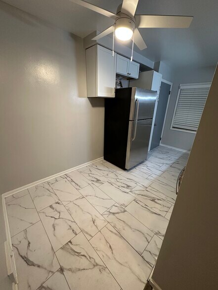 Building Photo - 11668 San Jose