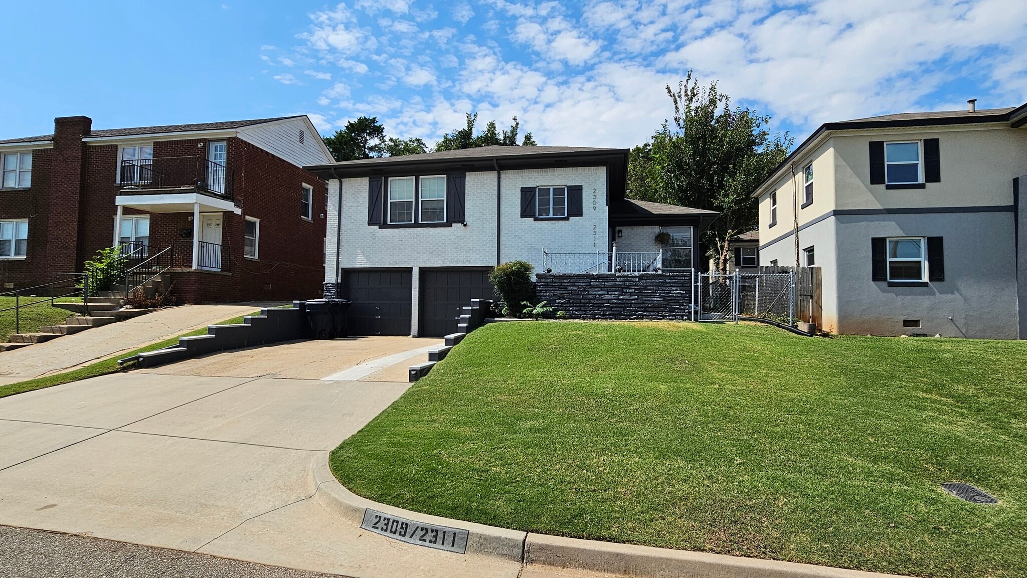 Building Photo - 2311 N Gatewood Ave