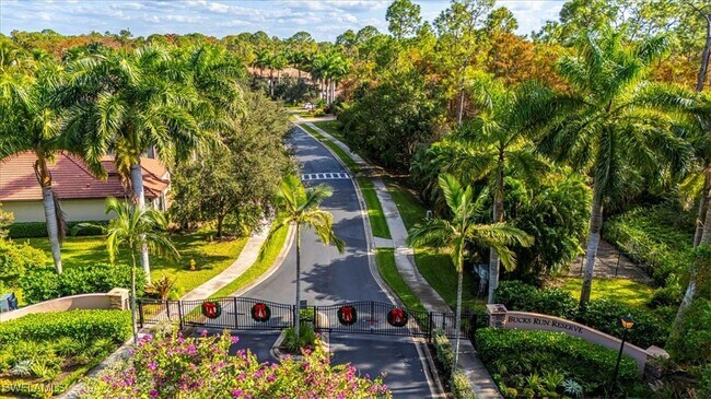 Building Photo - 7859 Bucks Run Dr