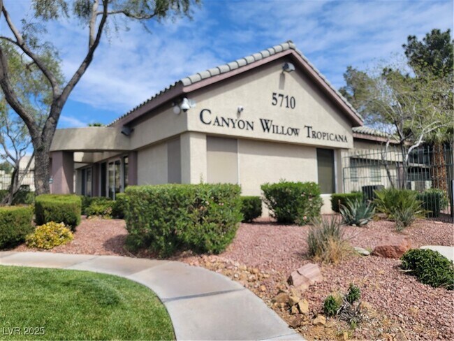 Building Photo - 5710 E Tropicana Ave