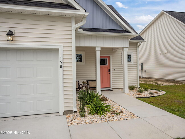 Building Photo - 150 Coastline Cir