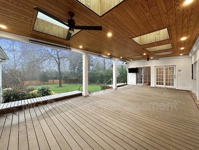 Building Photo - 4023 Arbor Way