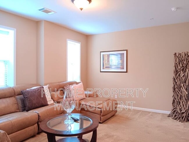 Building Photo - 1145 Parktown Dr SW