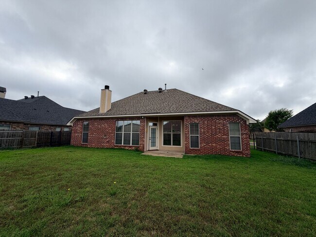 Building Photo - SOUTH BOSSIER CLOSE TO BARKSDALE AIR FORCE BASE...