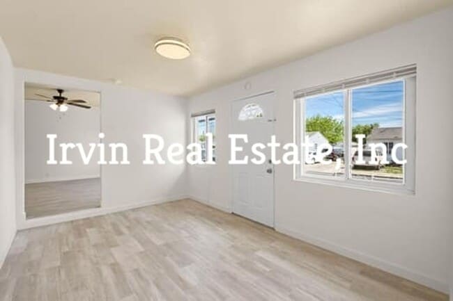 Building Photo - A Nice 4 Bedroom 1 Bath home