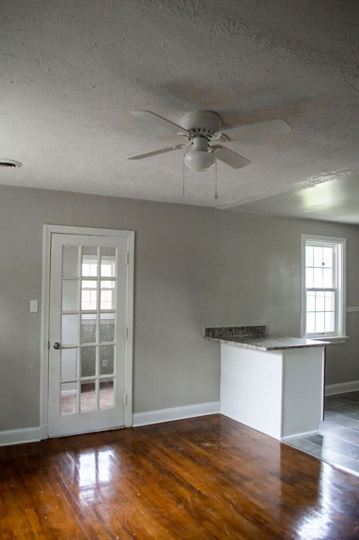 Building Photo - 4500 Eastover Ave