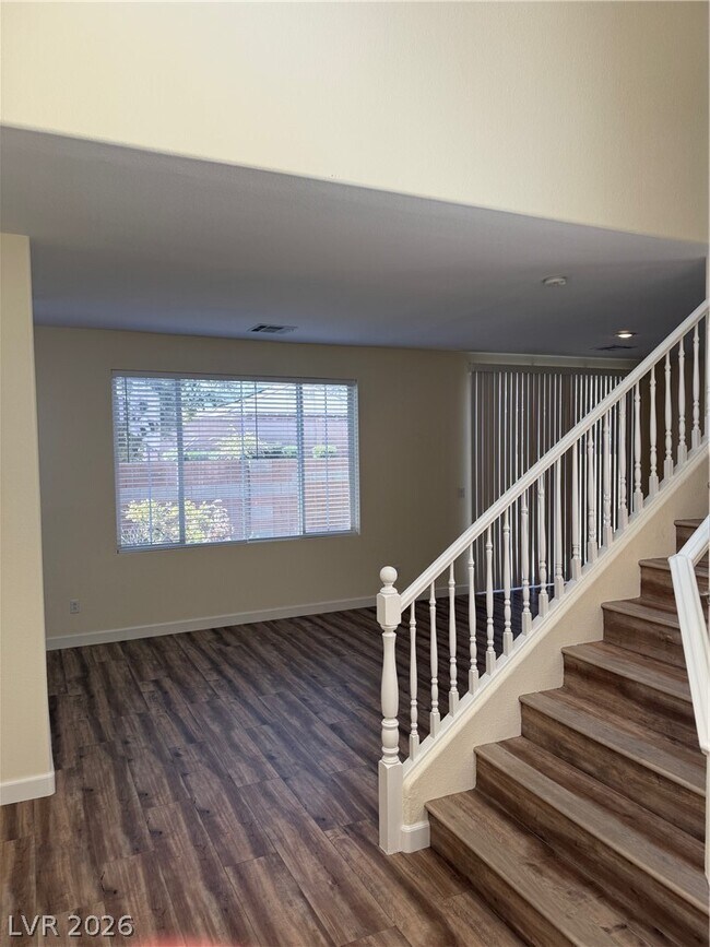 Building Photo - 5721 Mt Athos St